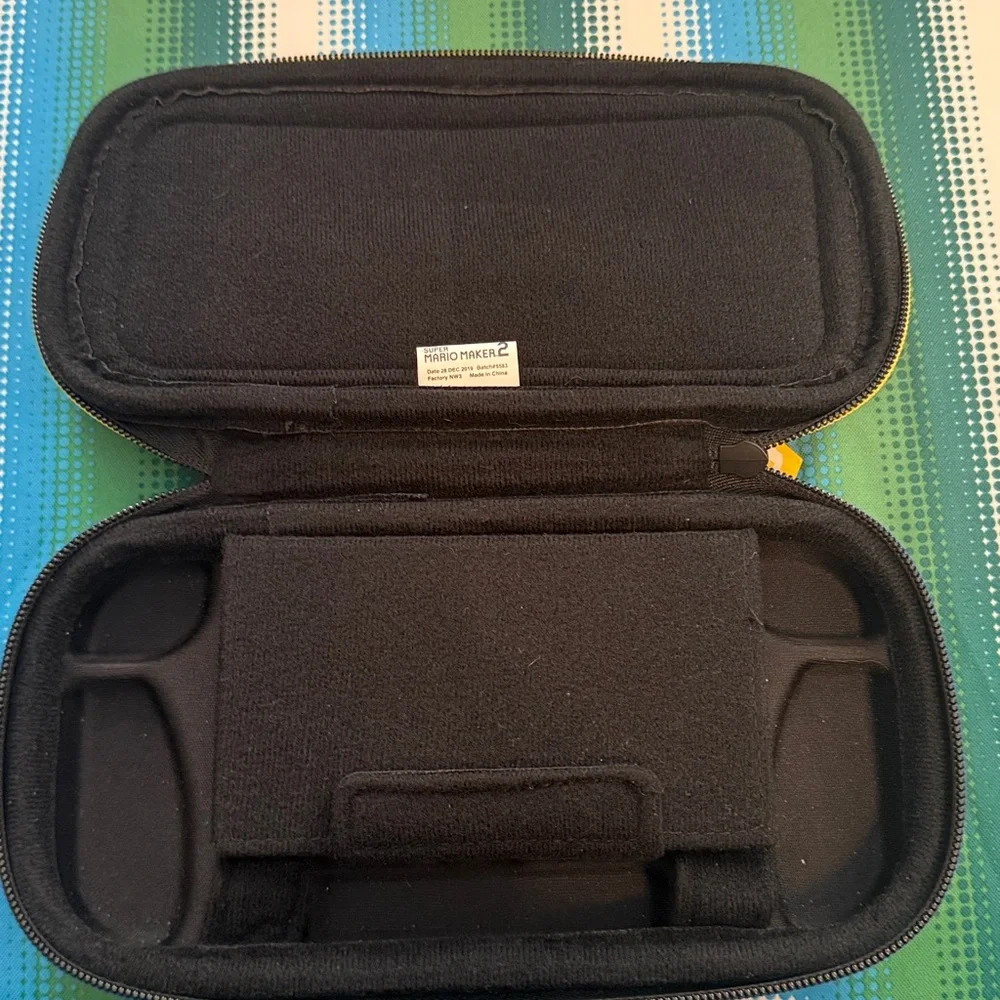 Nintendo Super Mario Builder Hard Shell Kids Carry Case in Blue and Black